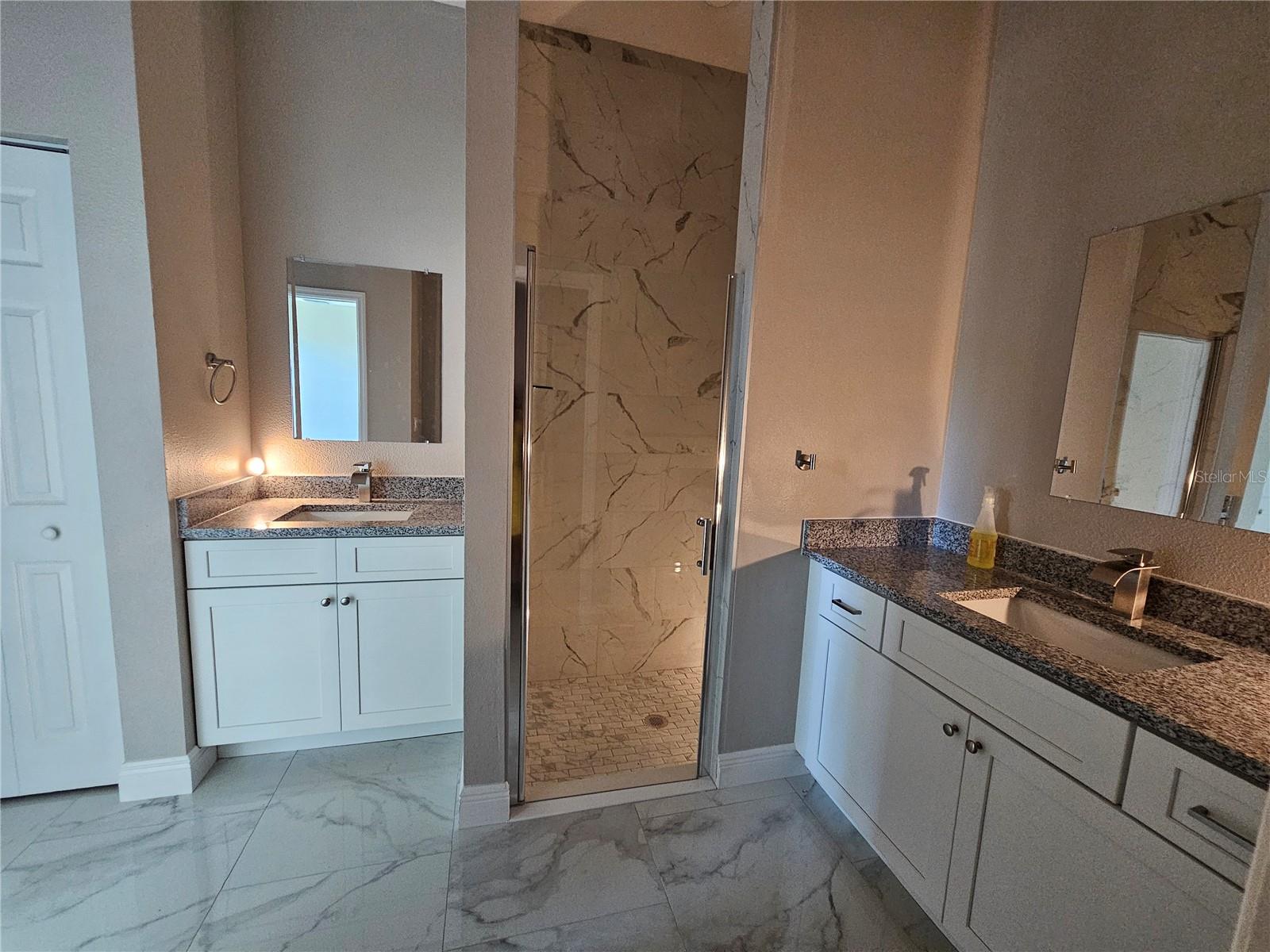 ORANGEWOOD - Residential