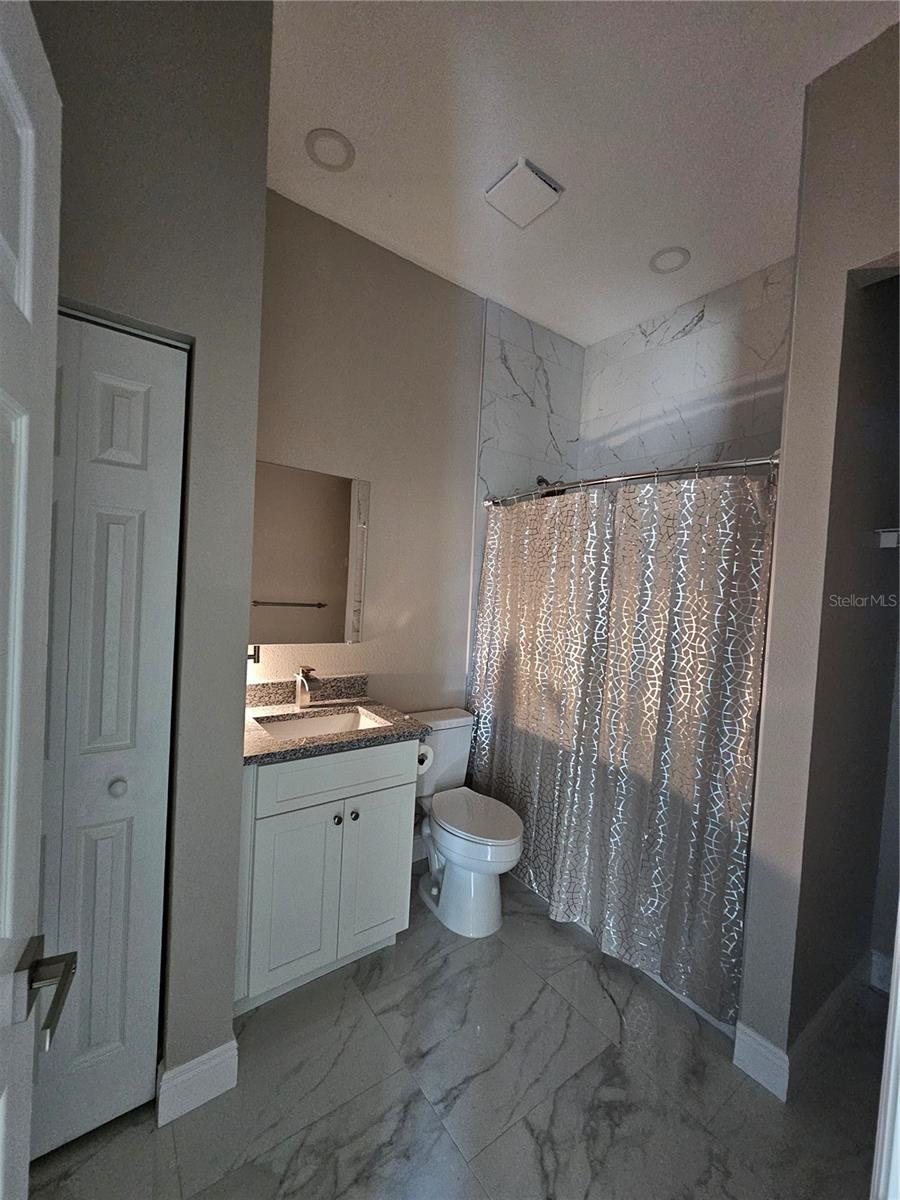 ORANGEWOOD - Residential