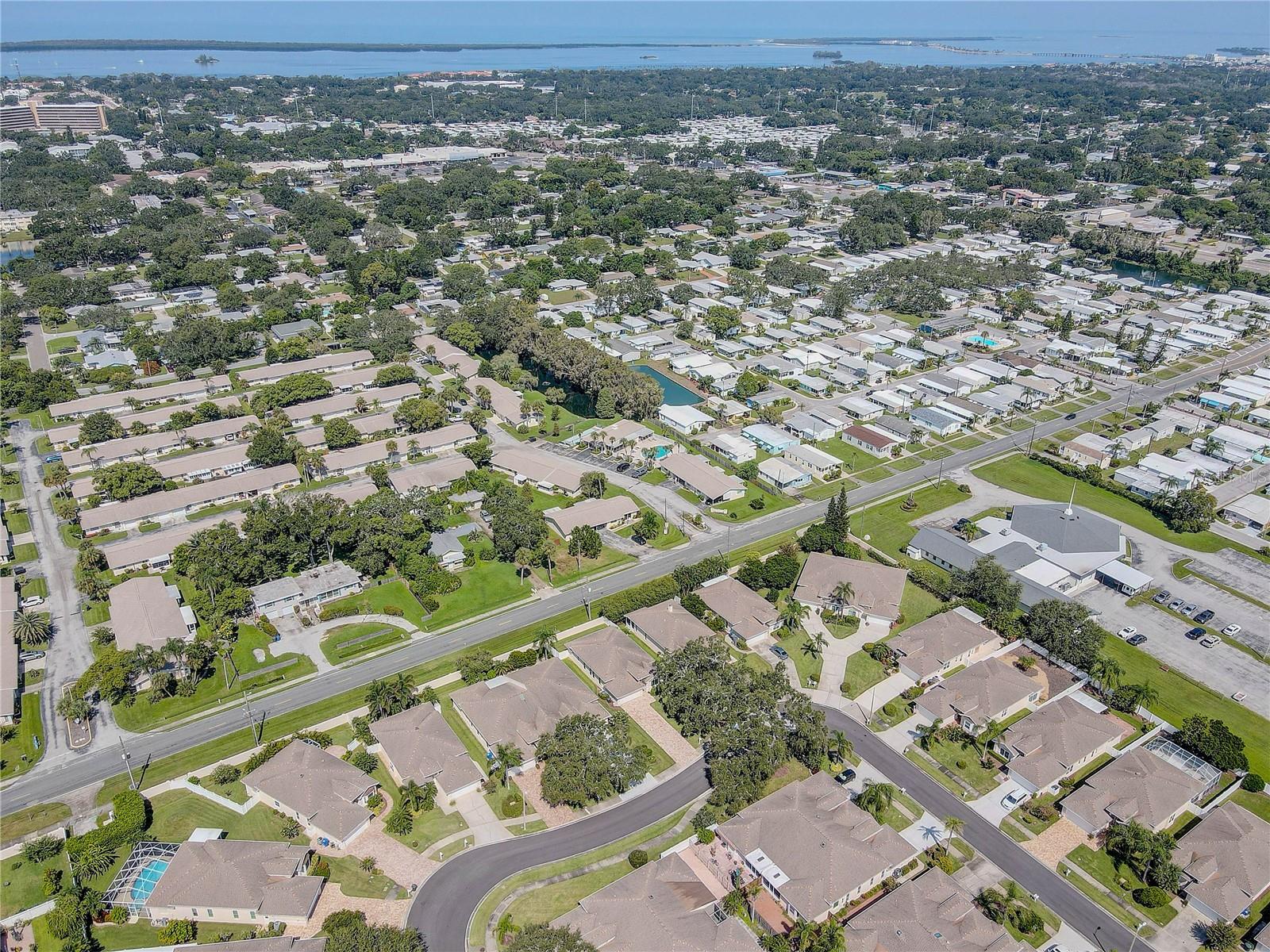 HEATHER HILL APTS - Residential