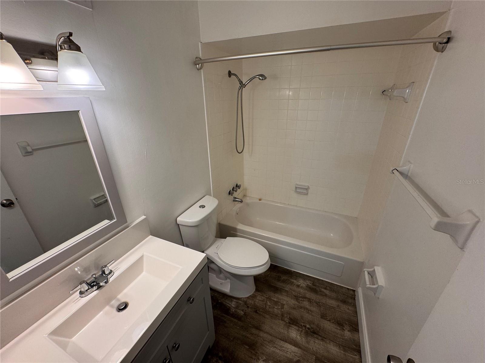 GROVE PARK CONDO - Residential