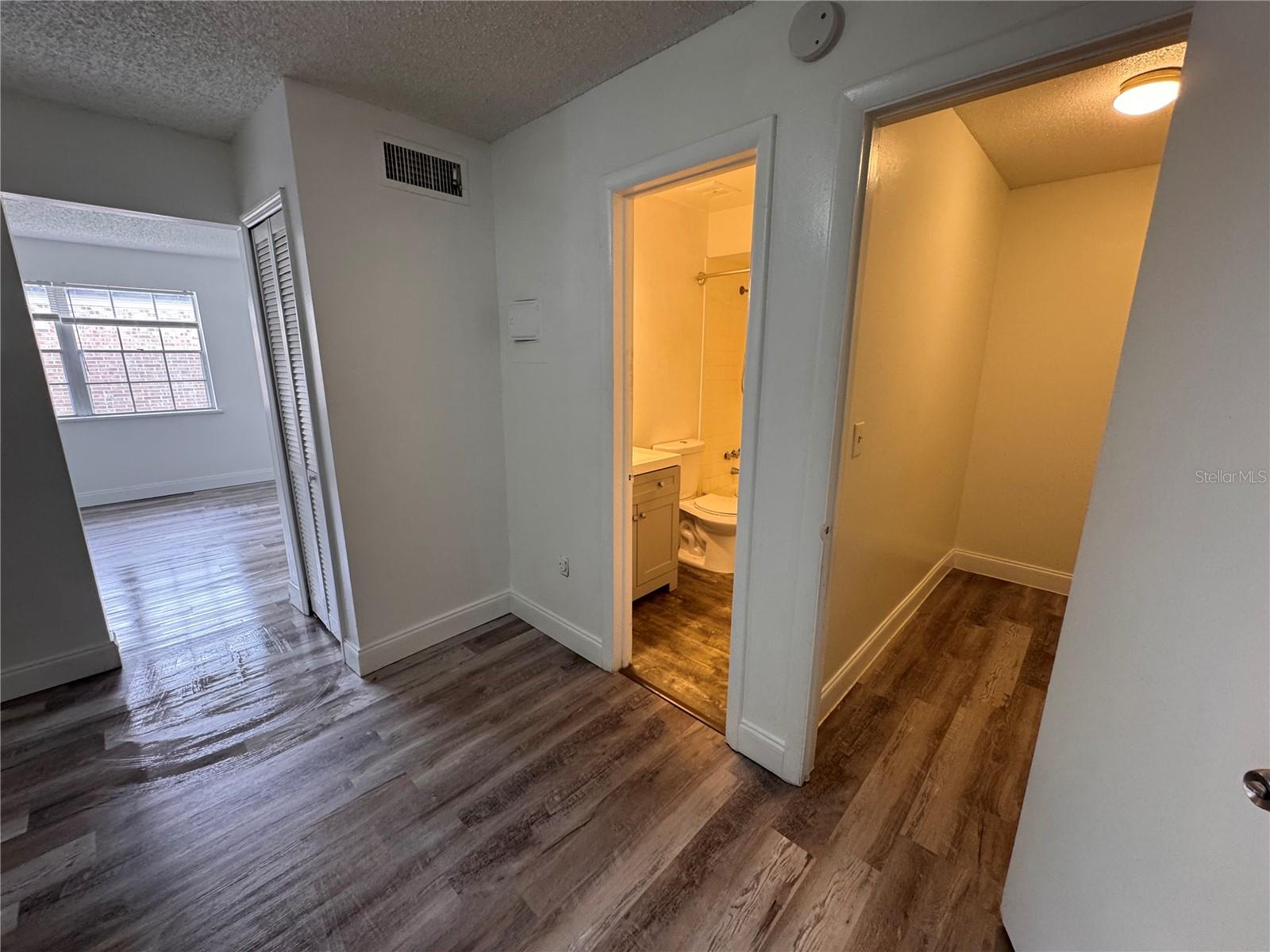 GROVE PARK CONDO - Residential