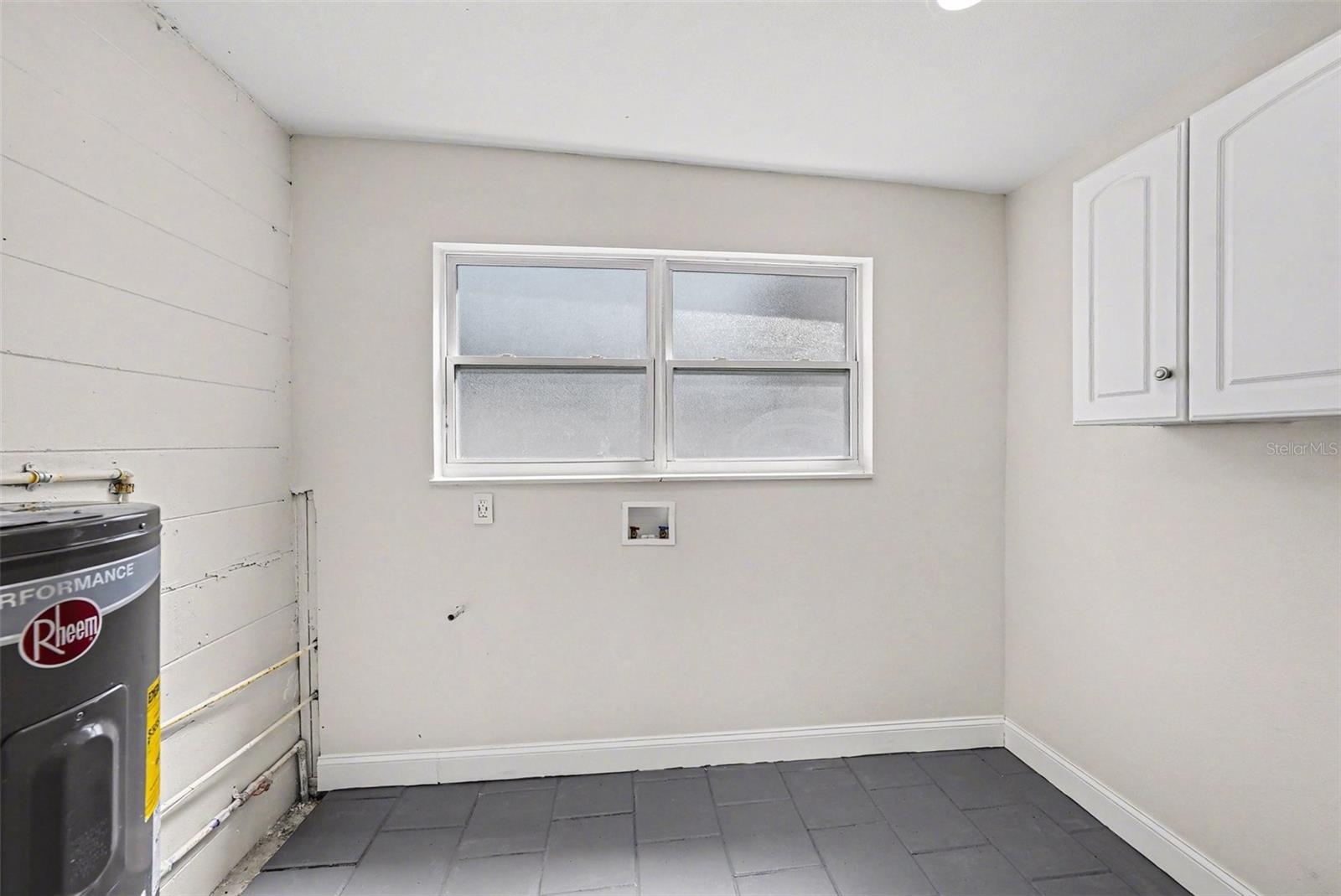 RIVERSHORES - Residential