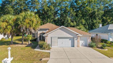 Photo of 5613 NW 27th Place, Ocala, FL 34482 (MLS # OM710492)