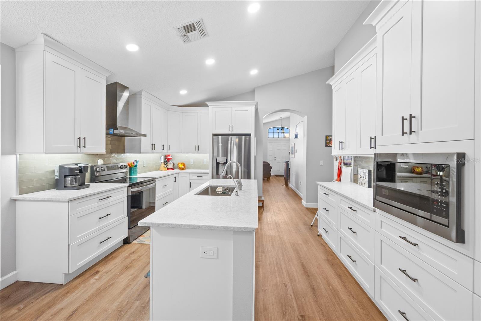 CAMBRIDGE COMMONS - Residential