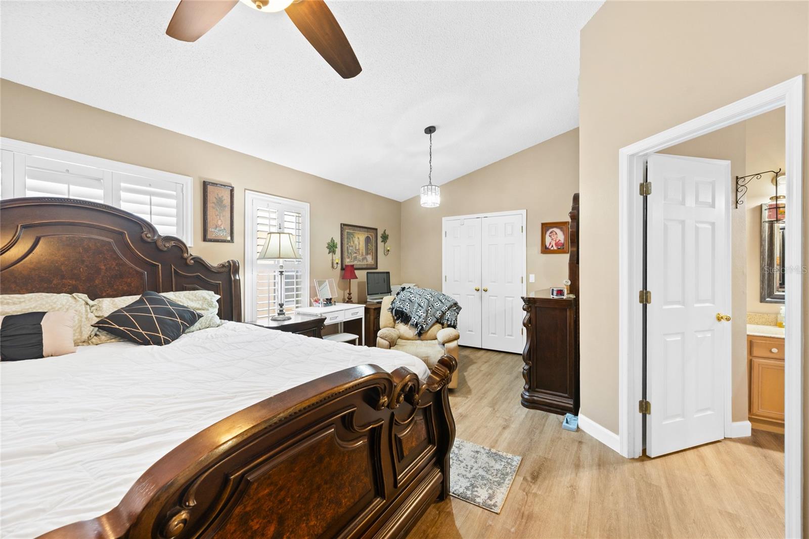 CAMBRIDGE COMMONS - Residential