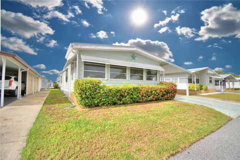 A home in WINTER HAVEN