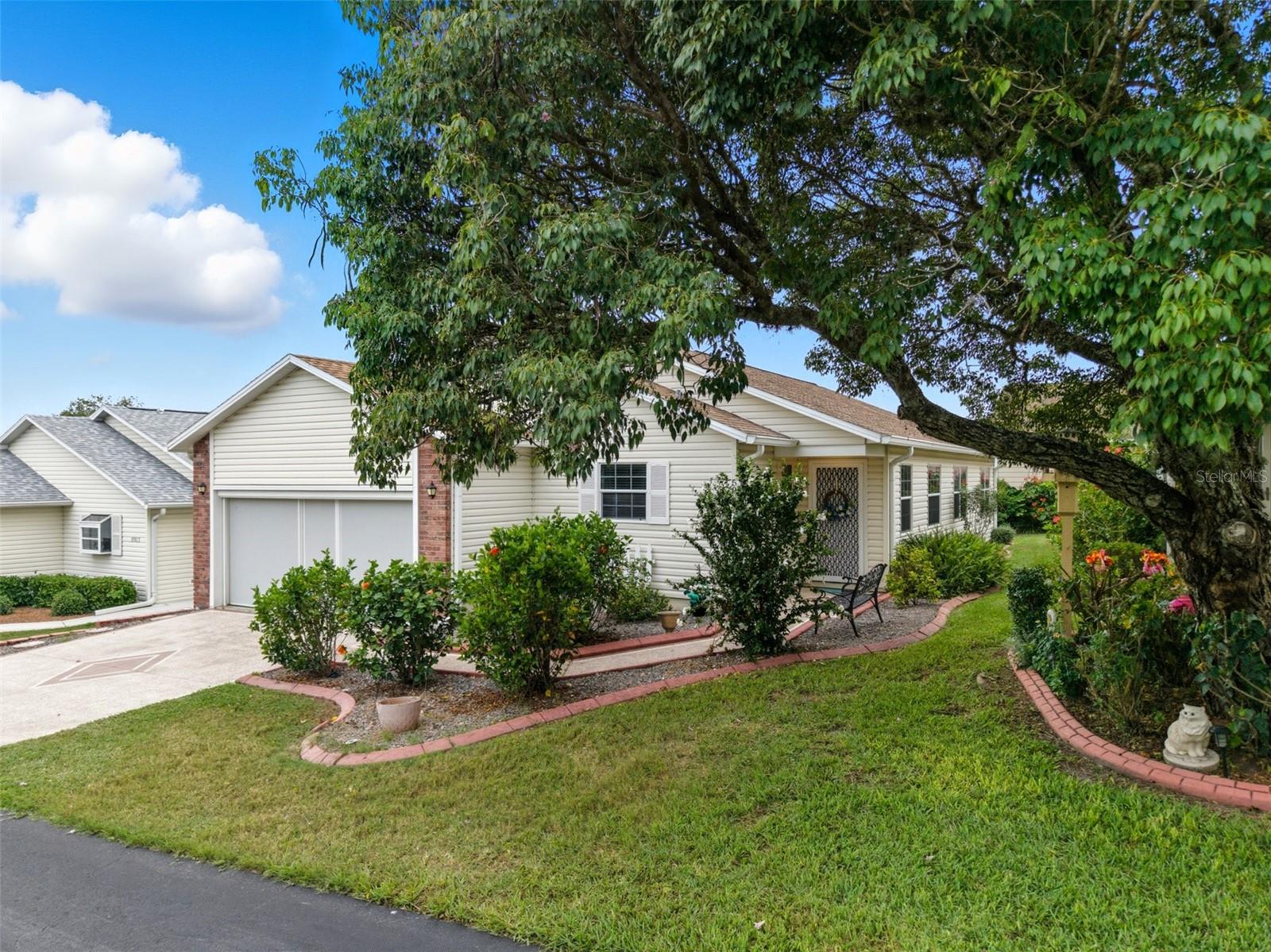 WEDGEWOOD MANOR PH 01 02 - Residential