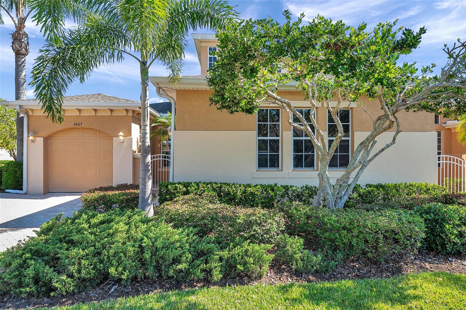 2407 KENSINGTON GREENS DRIVE