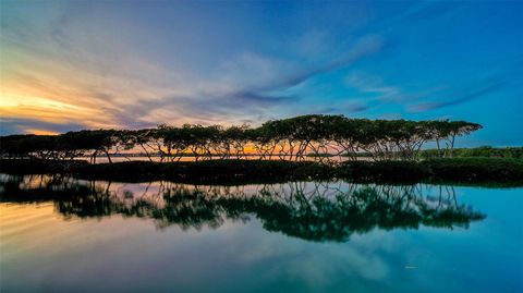 A home in LONGBOAT KEY