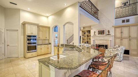 A home in LONGBOAT KEY