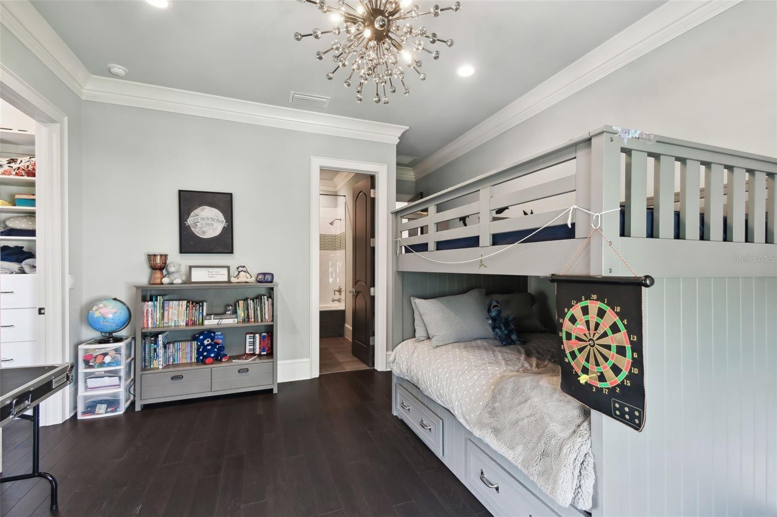 SUNSET PARK ISLES UNIT 1 - Residential