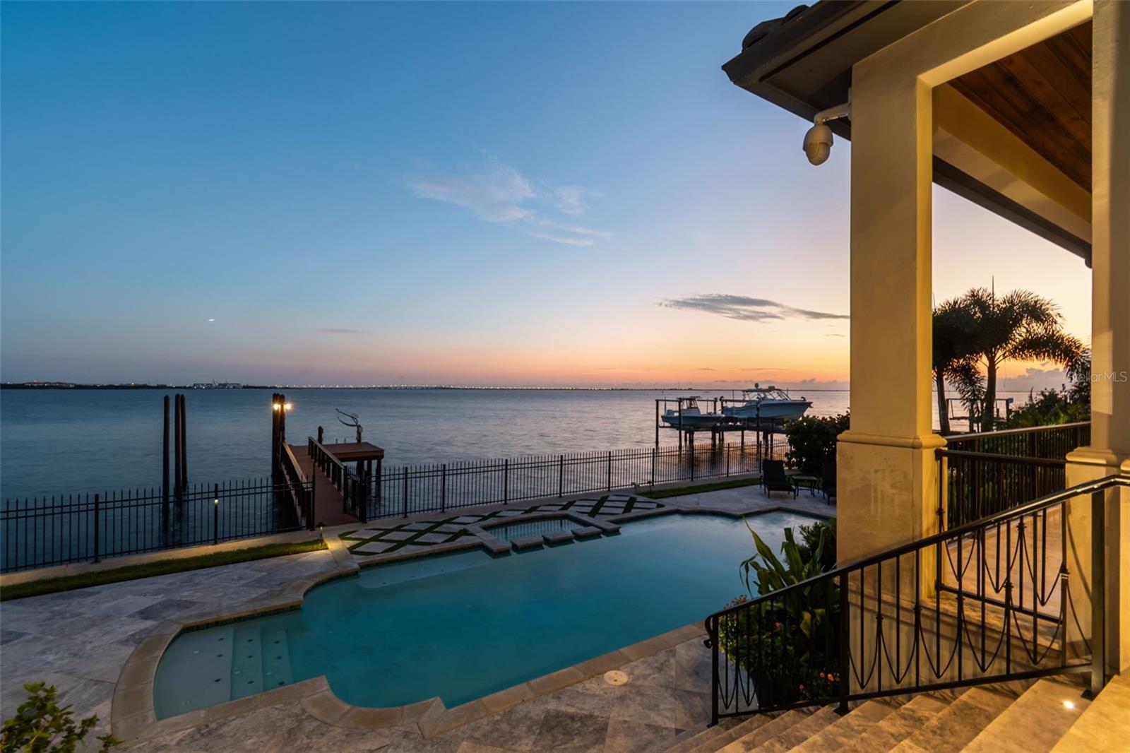 SUNSET PARK ISLES UNIT 1 - Residential
