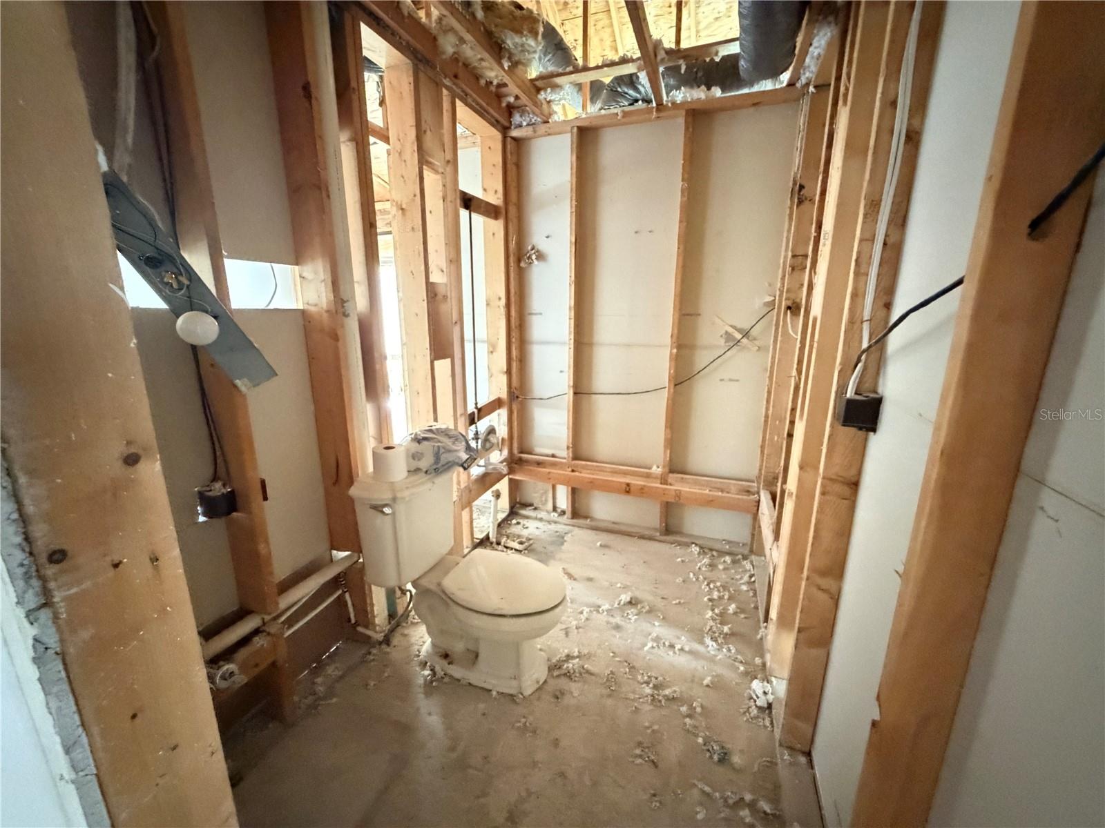 LAKEVIEW VILLAGE - Residential