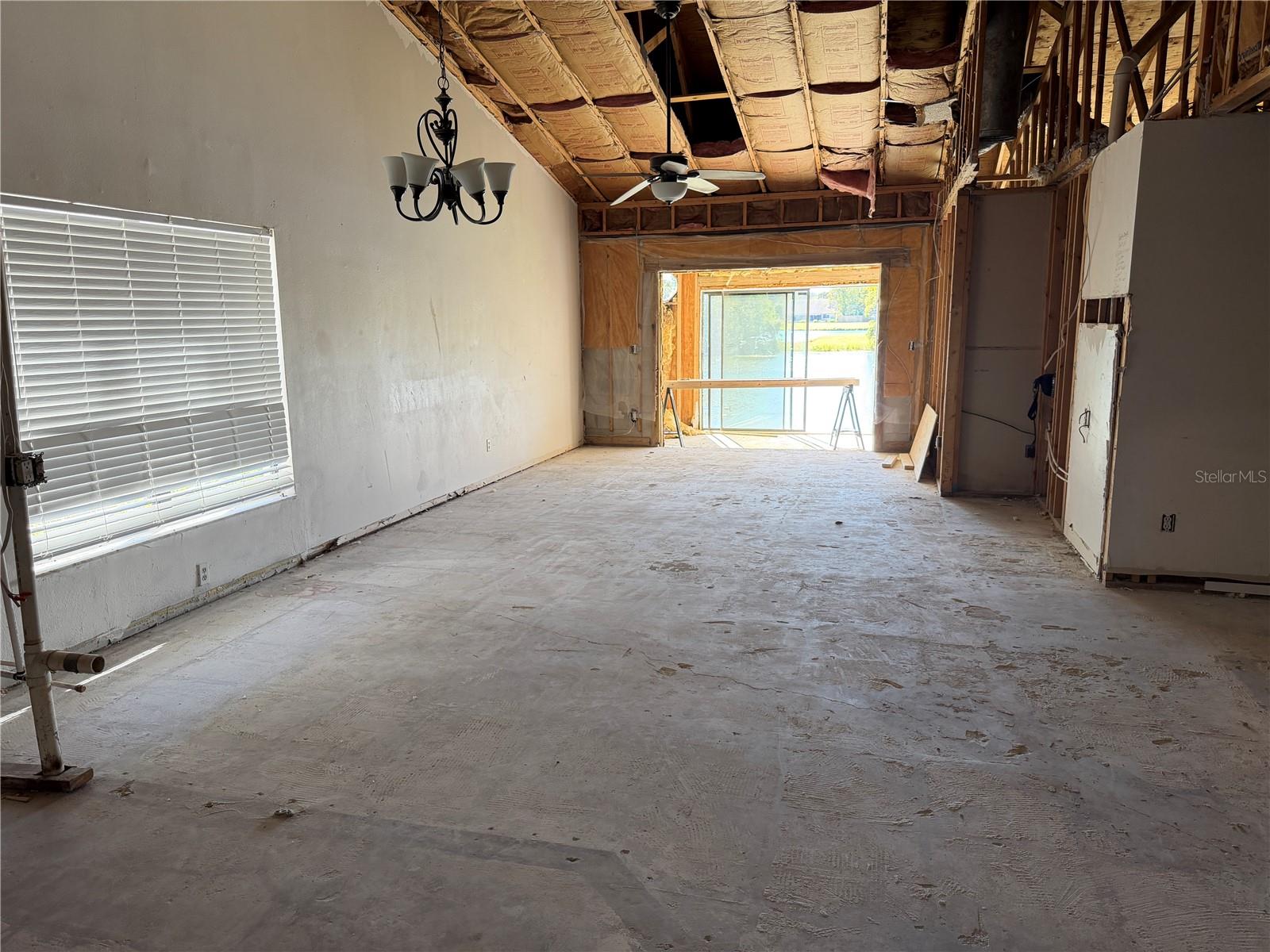 LAKEVIEW VILLAGE - Residential