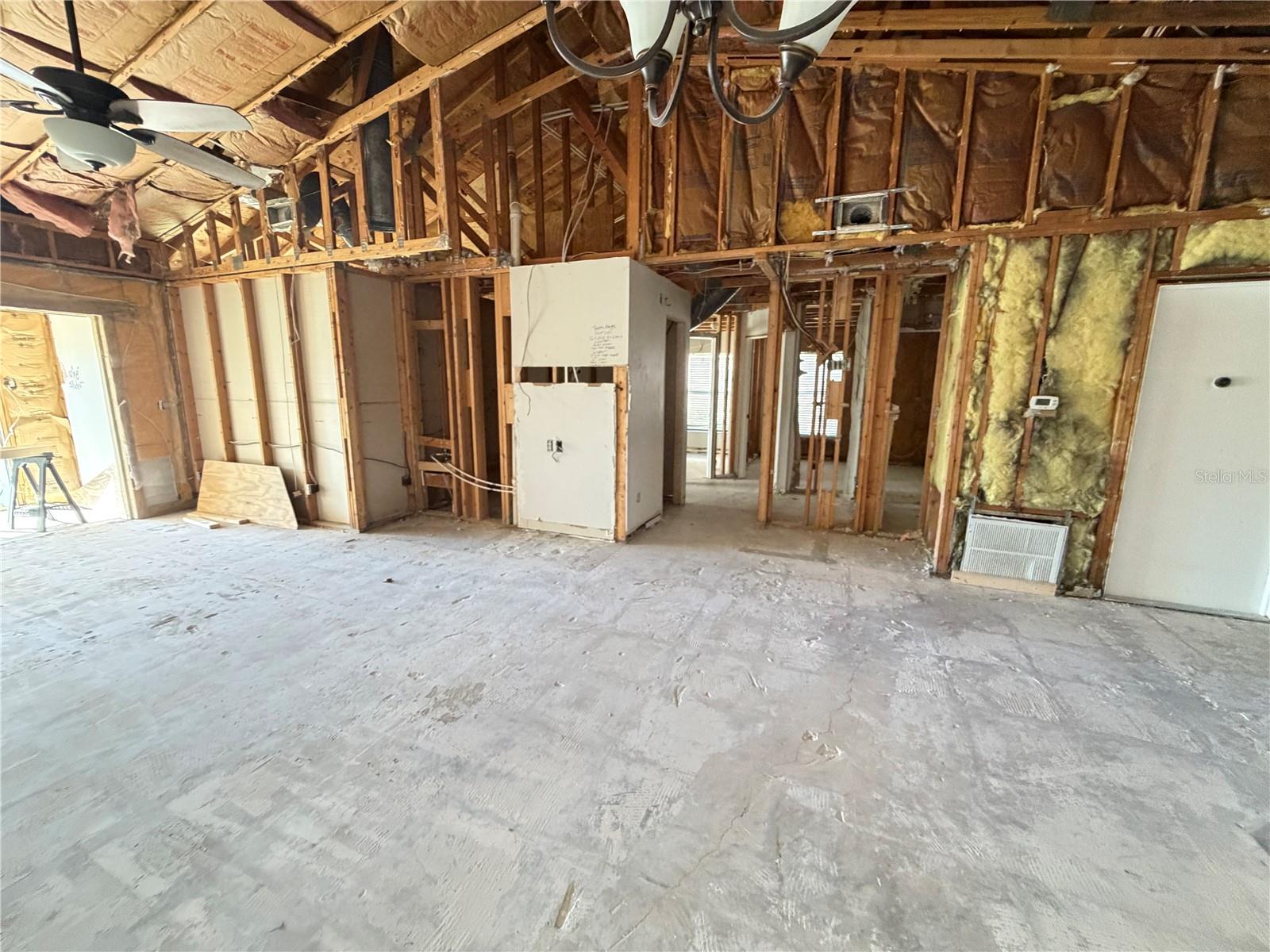 LAKEVIEW VILLAGE - Residential