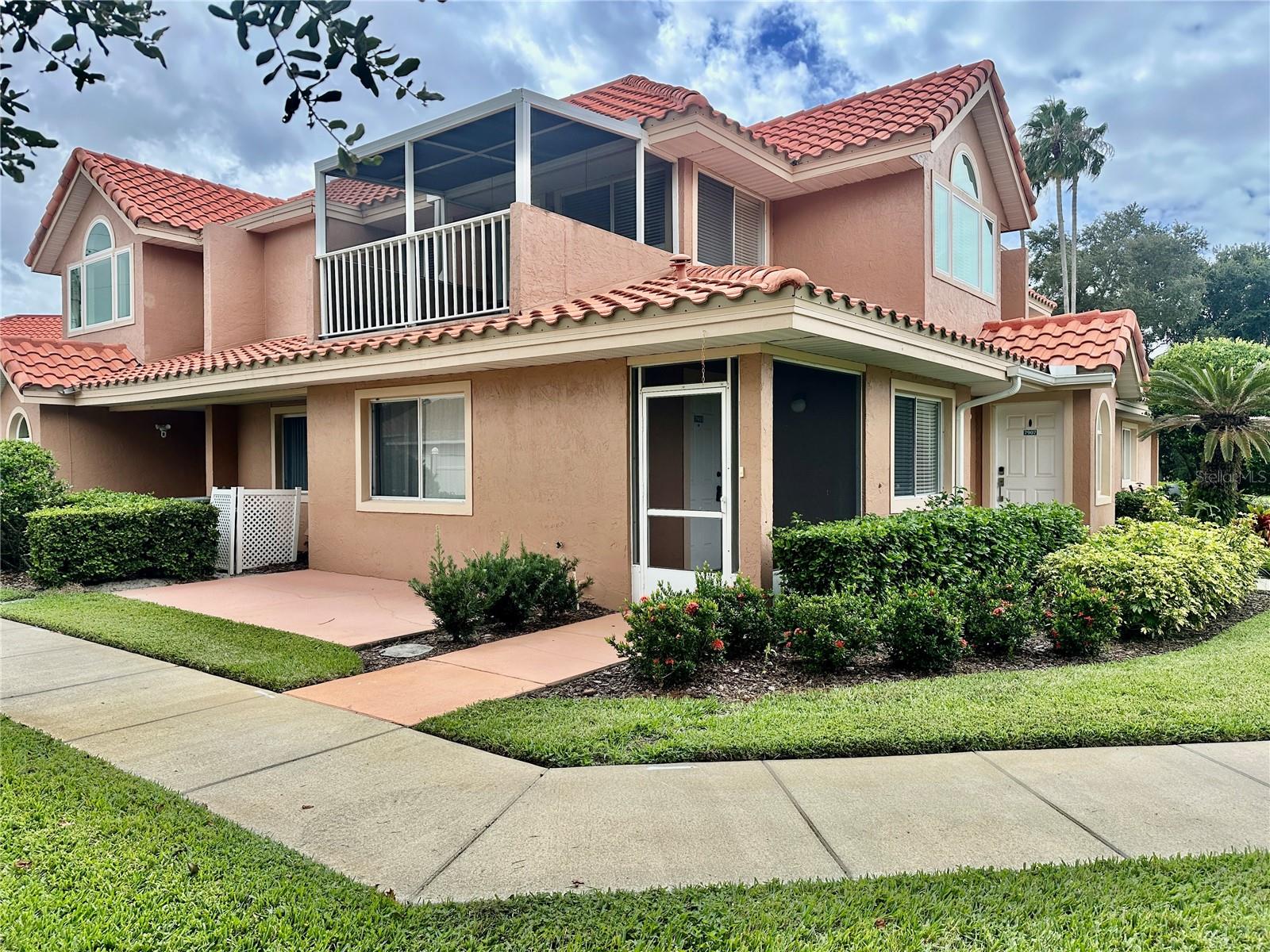 GARDEN VILLAS CONDO PH 01 - Residential Lease