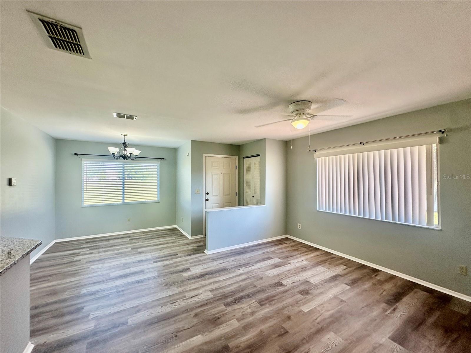 GARDEN VILLAS CONDO PH 01 - Residential Lease