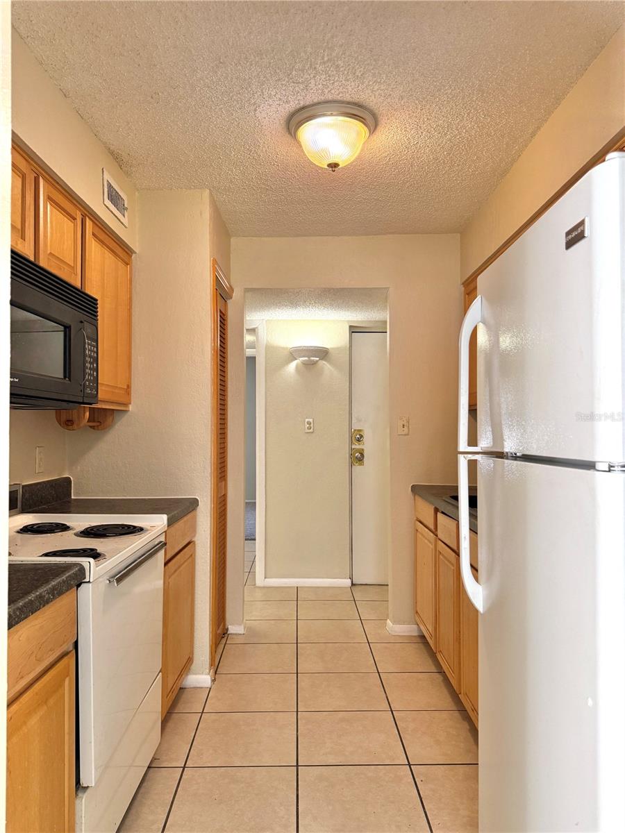 PLACE ONE A CONDO - Residential Lease