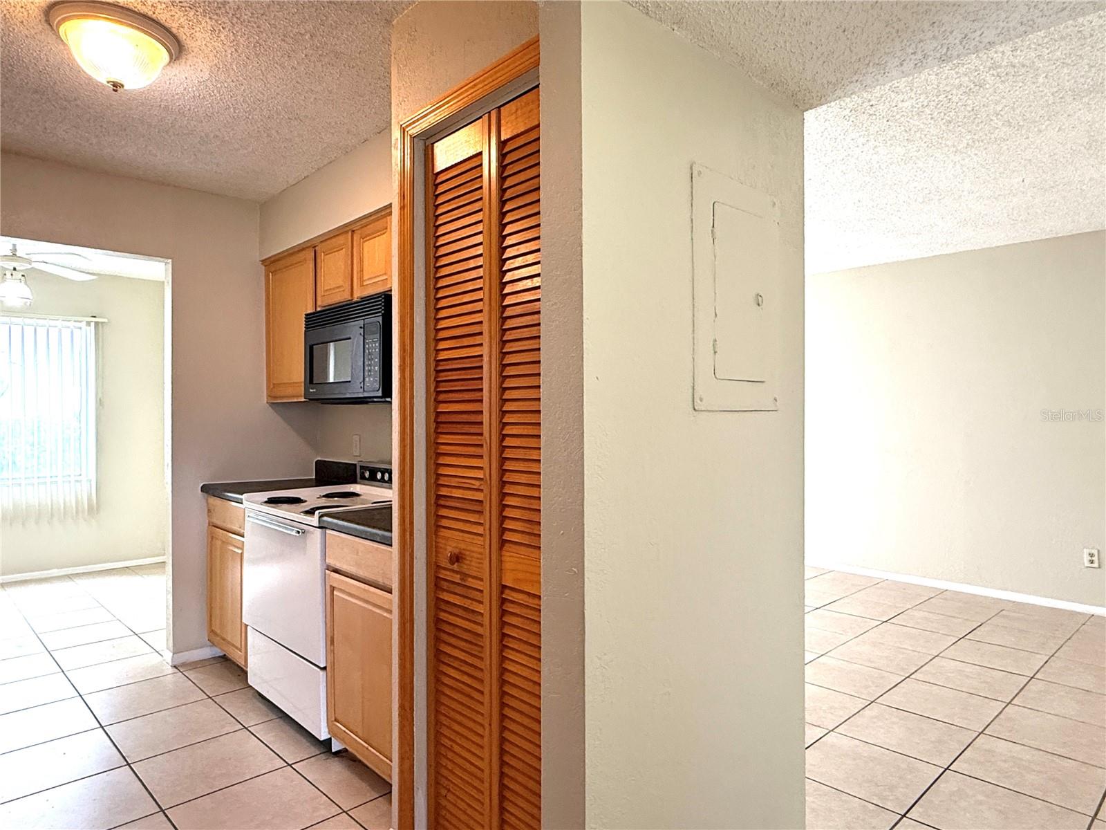 PLACE ONE A CONDO - Residential Lease