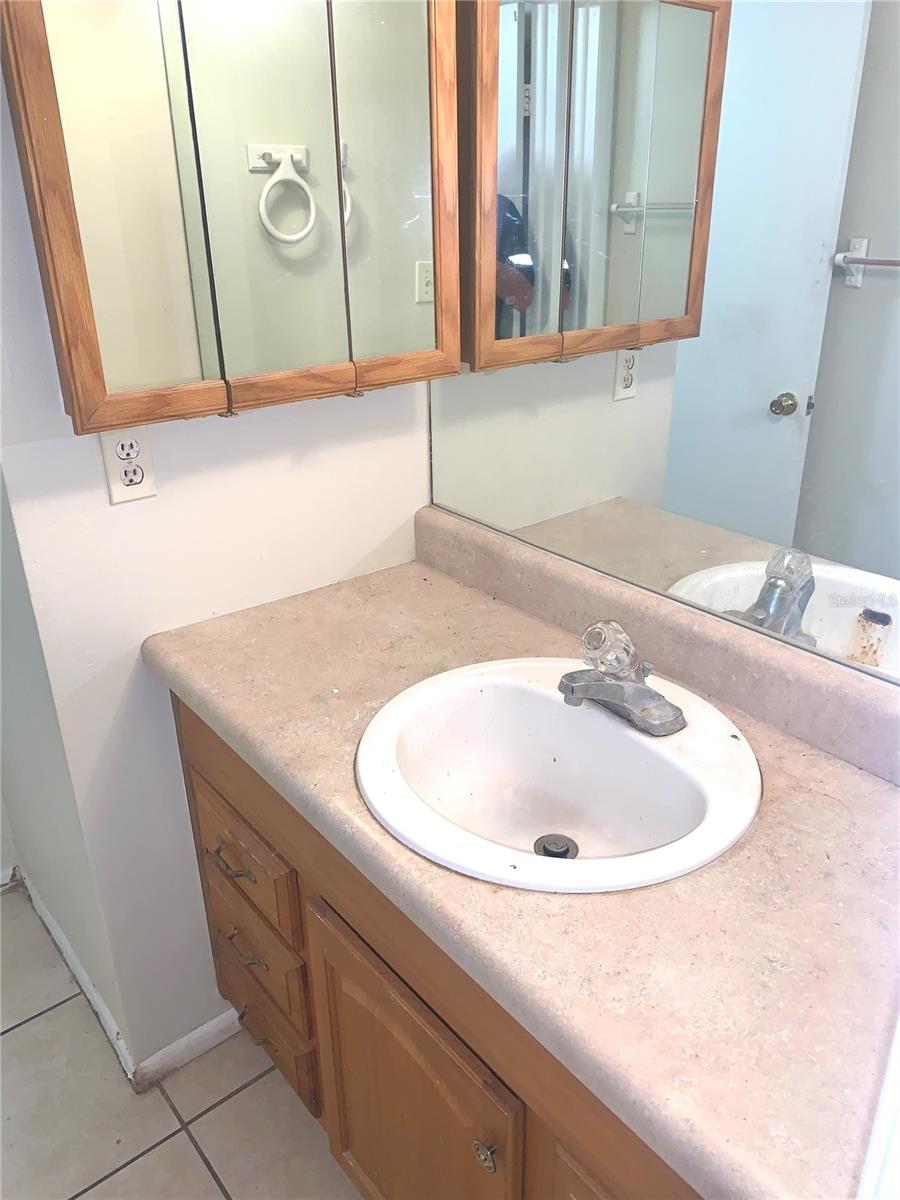 PLACE ONE A CONDO - Residential Lease