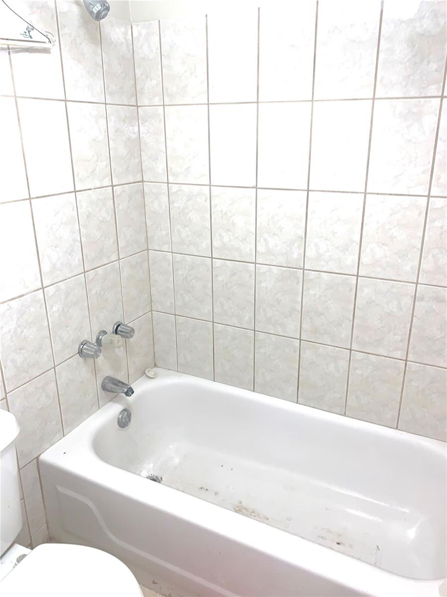 PLACE ONE A CONDO - Residential Lease