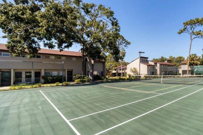 HIDDEN HOLLOW - Residential