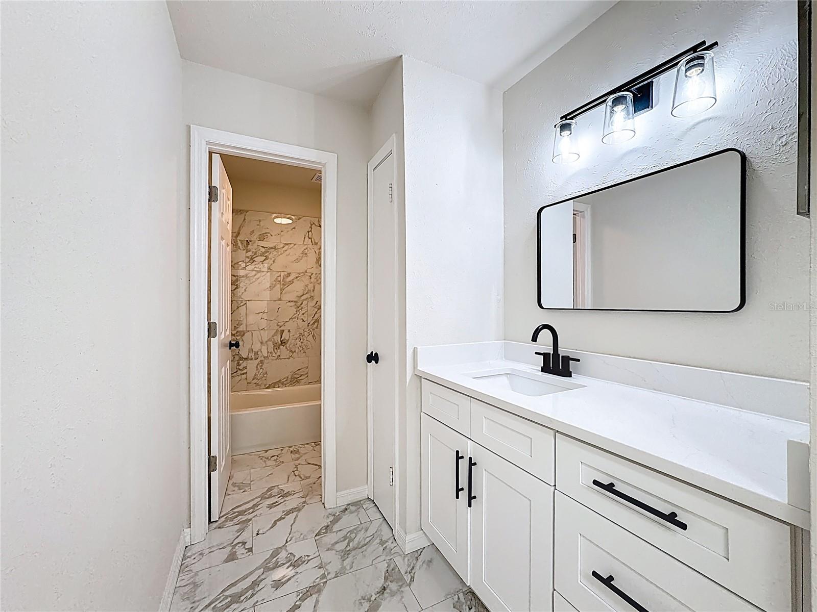 HIDDEN HOLLOW - Residential