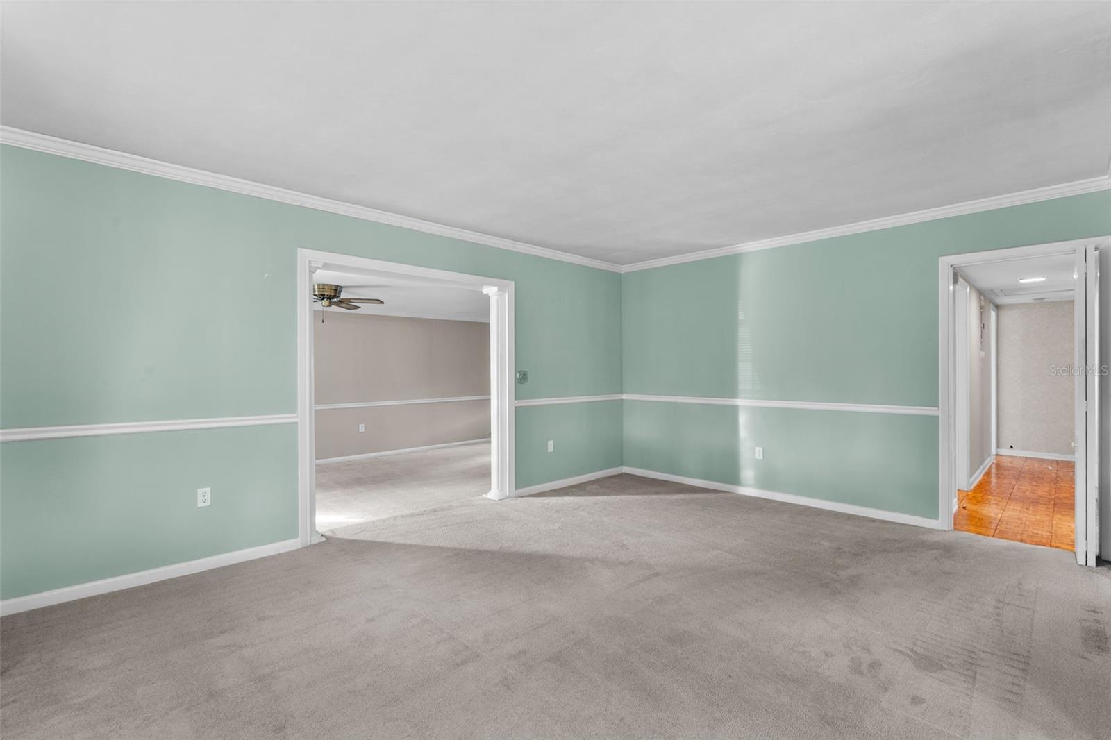 PERSHING TERRACE - Residential