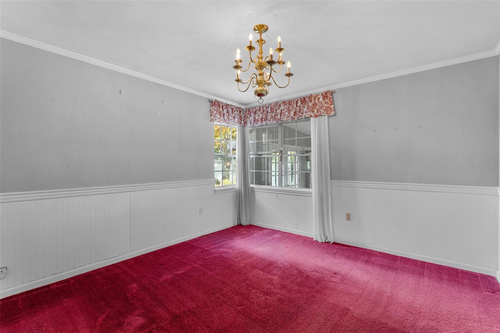 PERSHING TERRACE - Residential