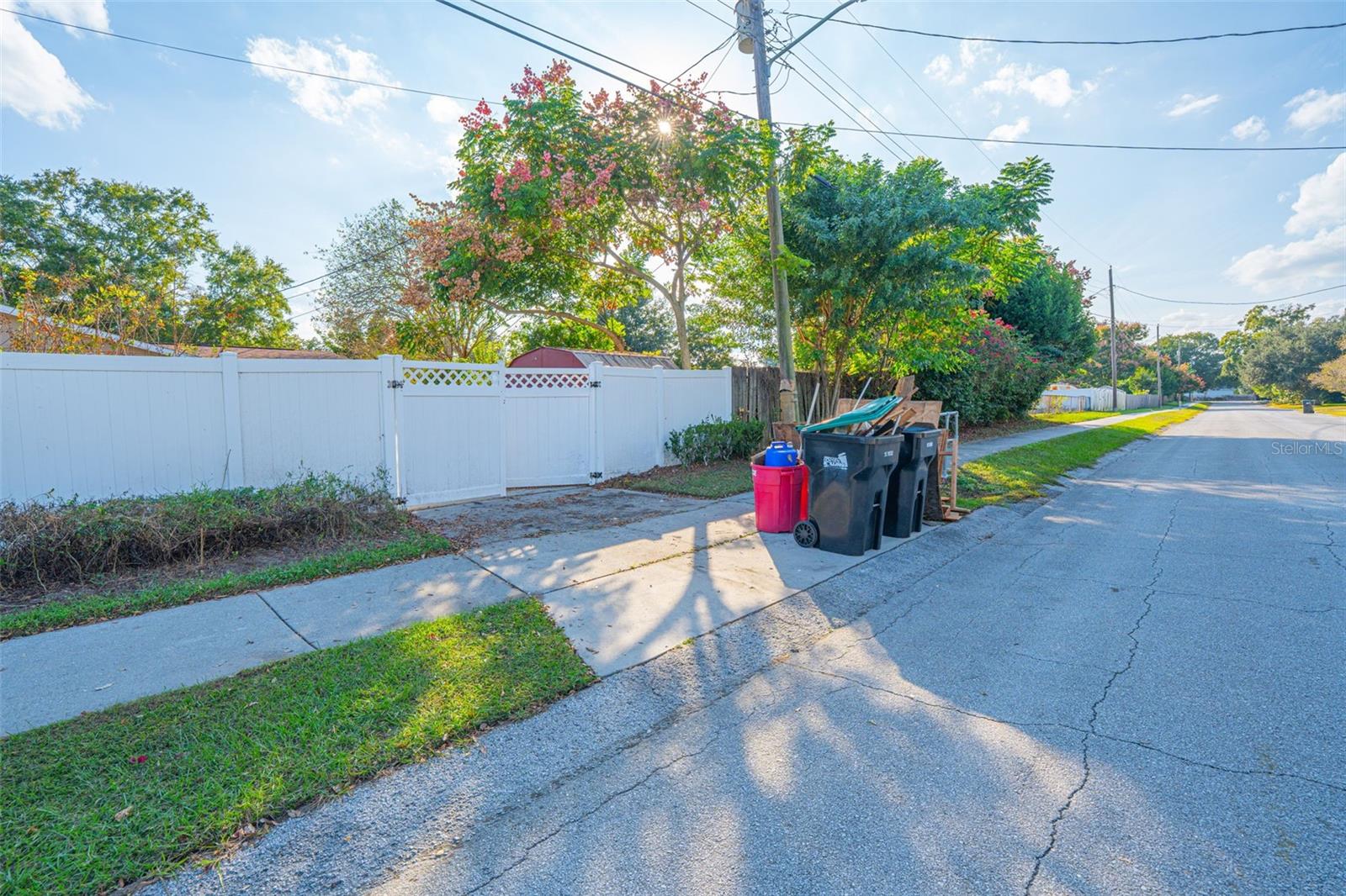 PERSHING TERRACE - Residential