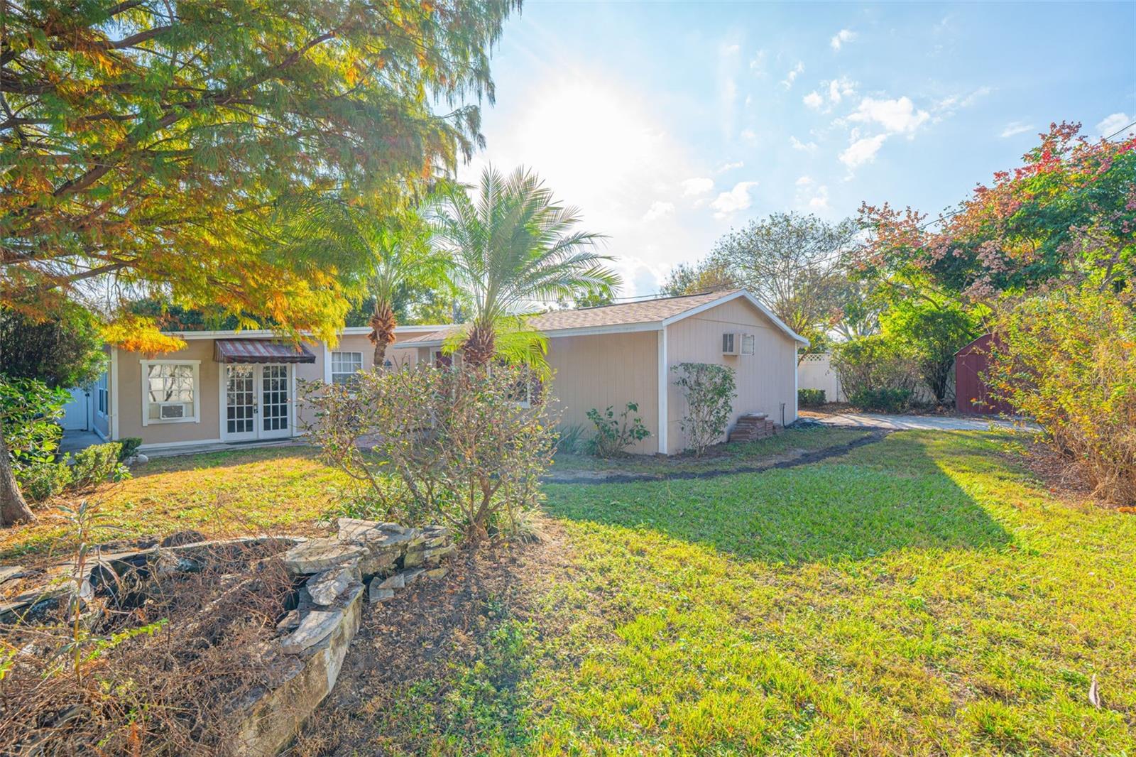 PERSHING TERRACE - Residential