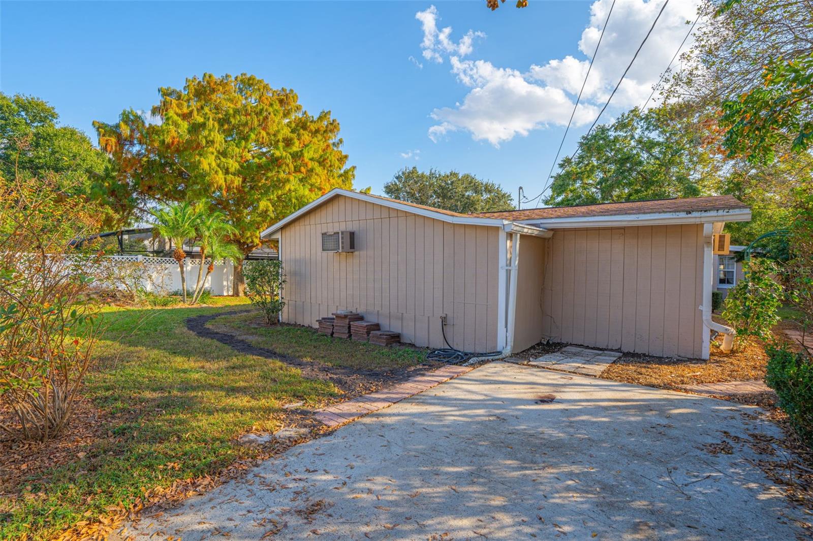 PERSHING TERRACE - Residential