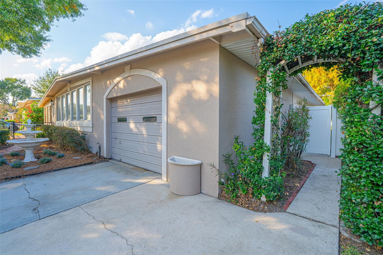 PERSHING TERRACE - Residential