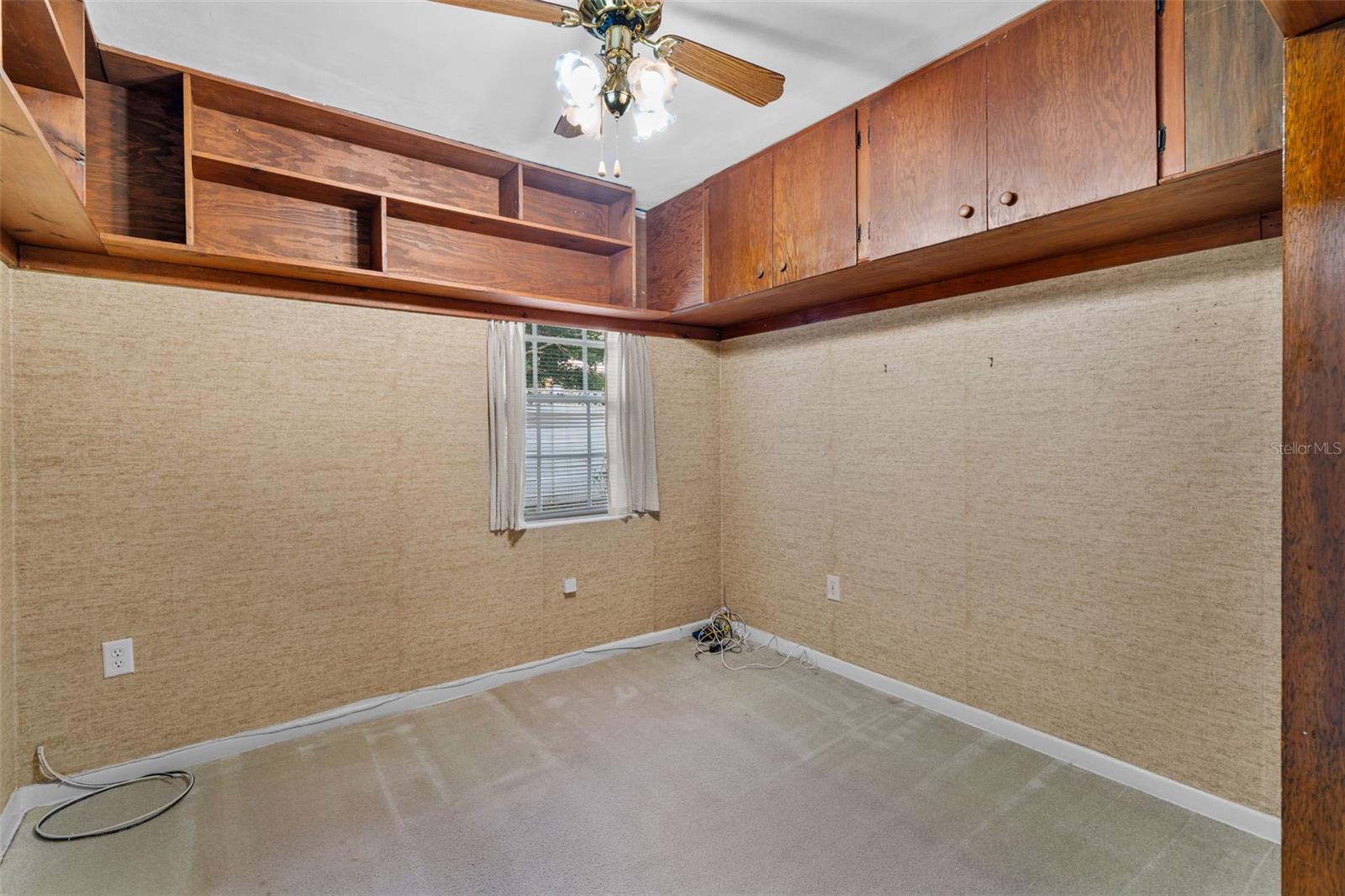 PERSHING TERRACE - Residential