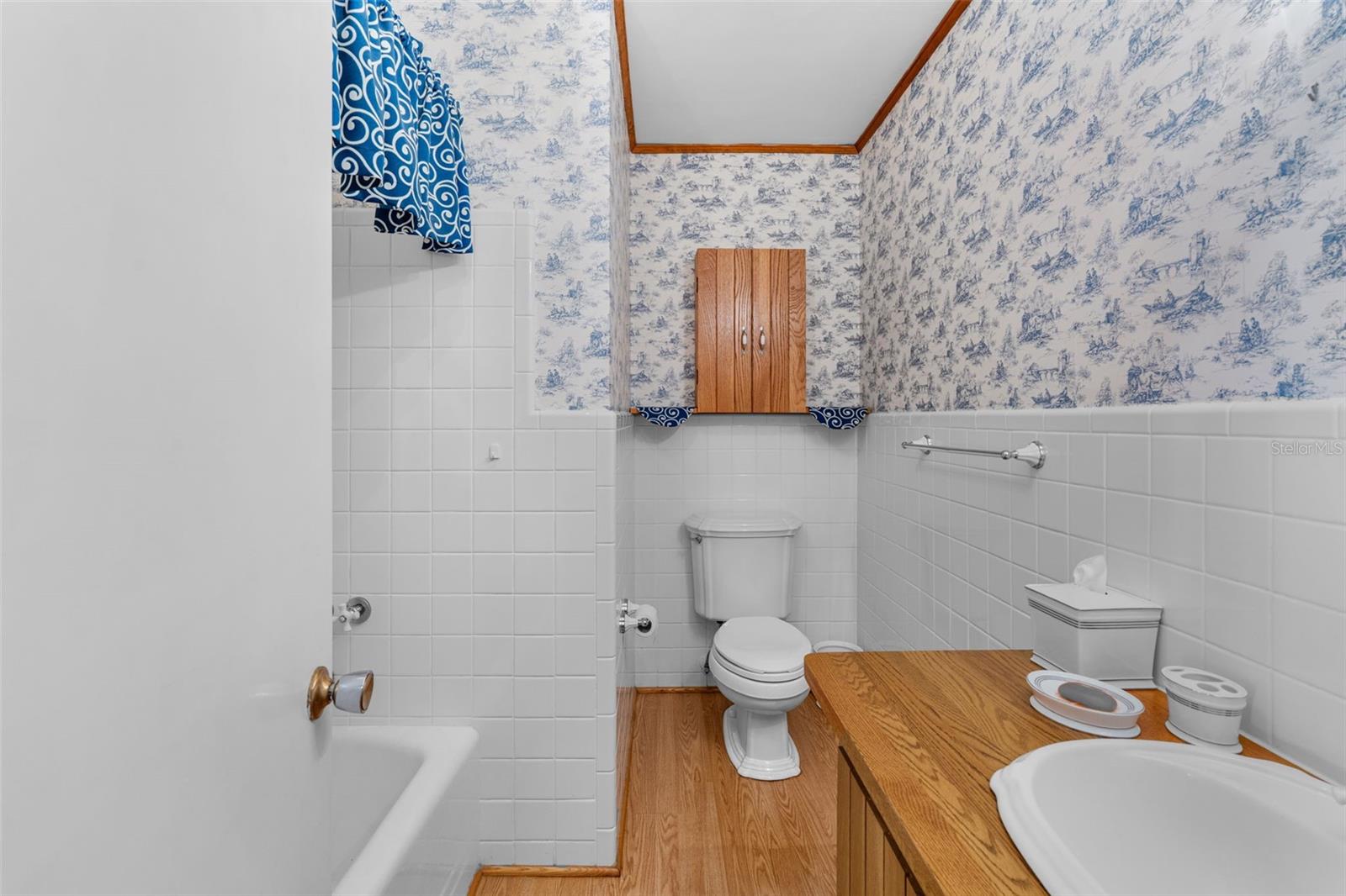 PERSHING TERRACE - Residential