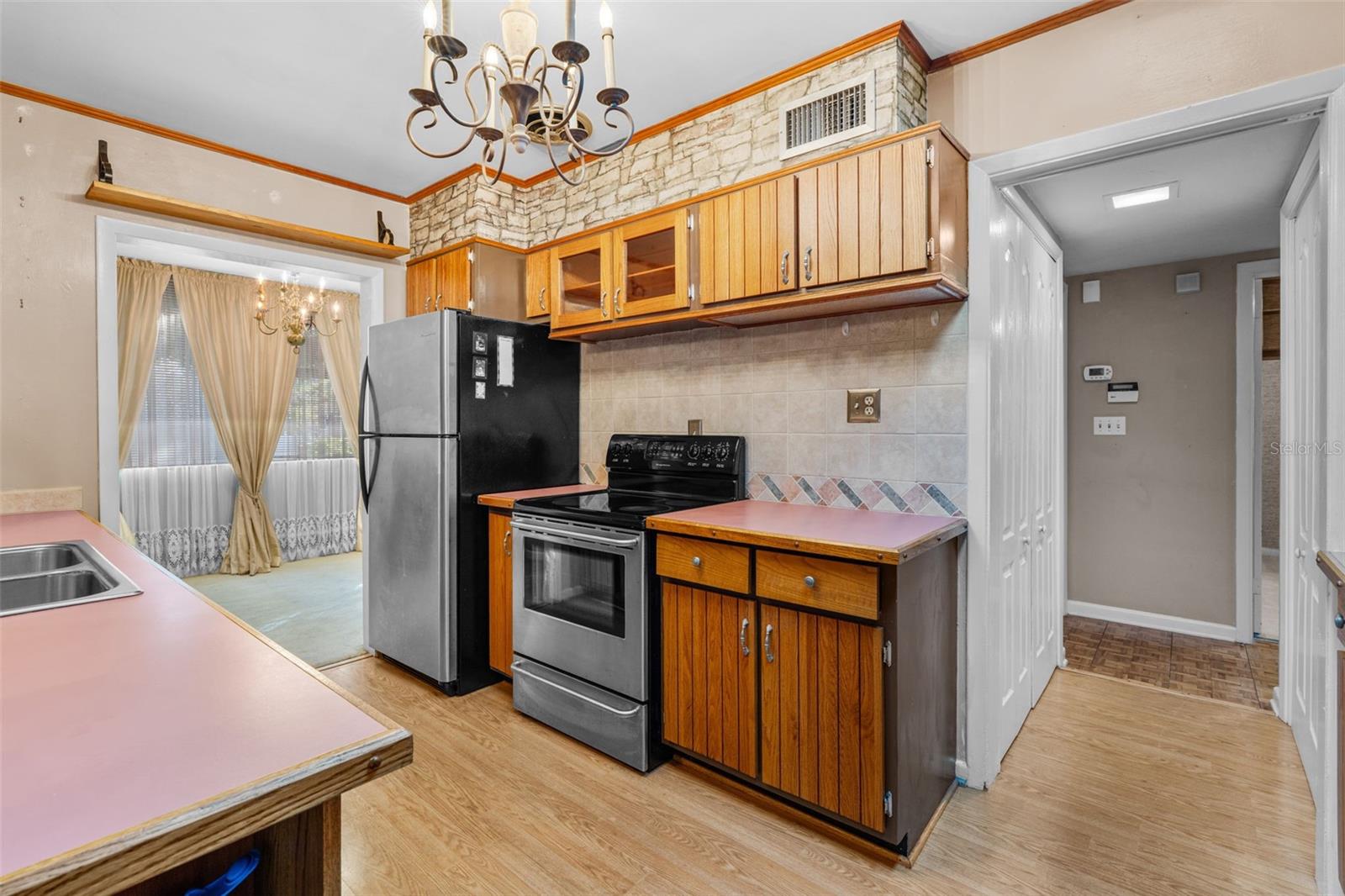 PERSHING TERRACE - Residential