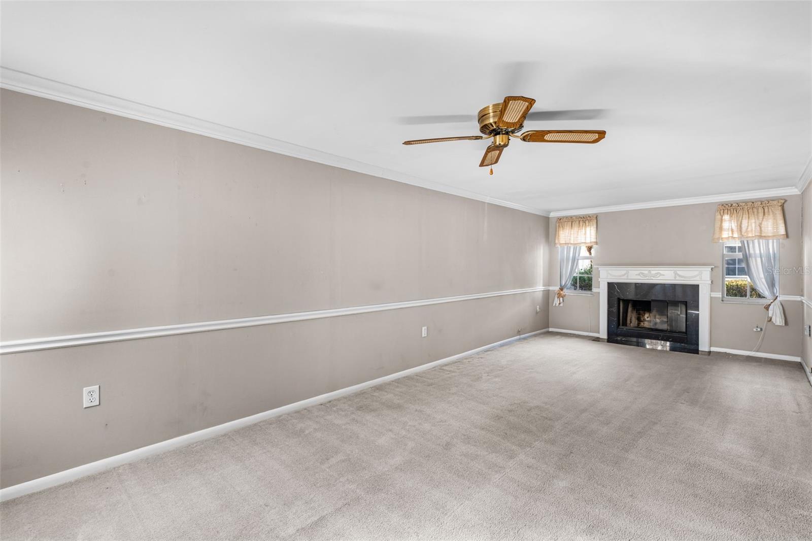 1619 MONTCALM STREET