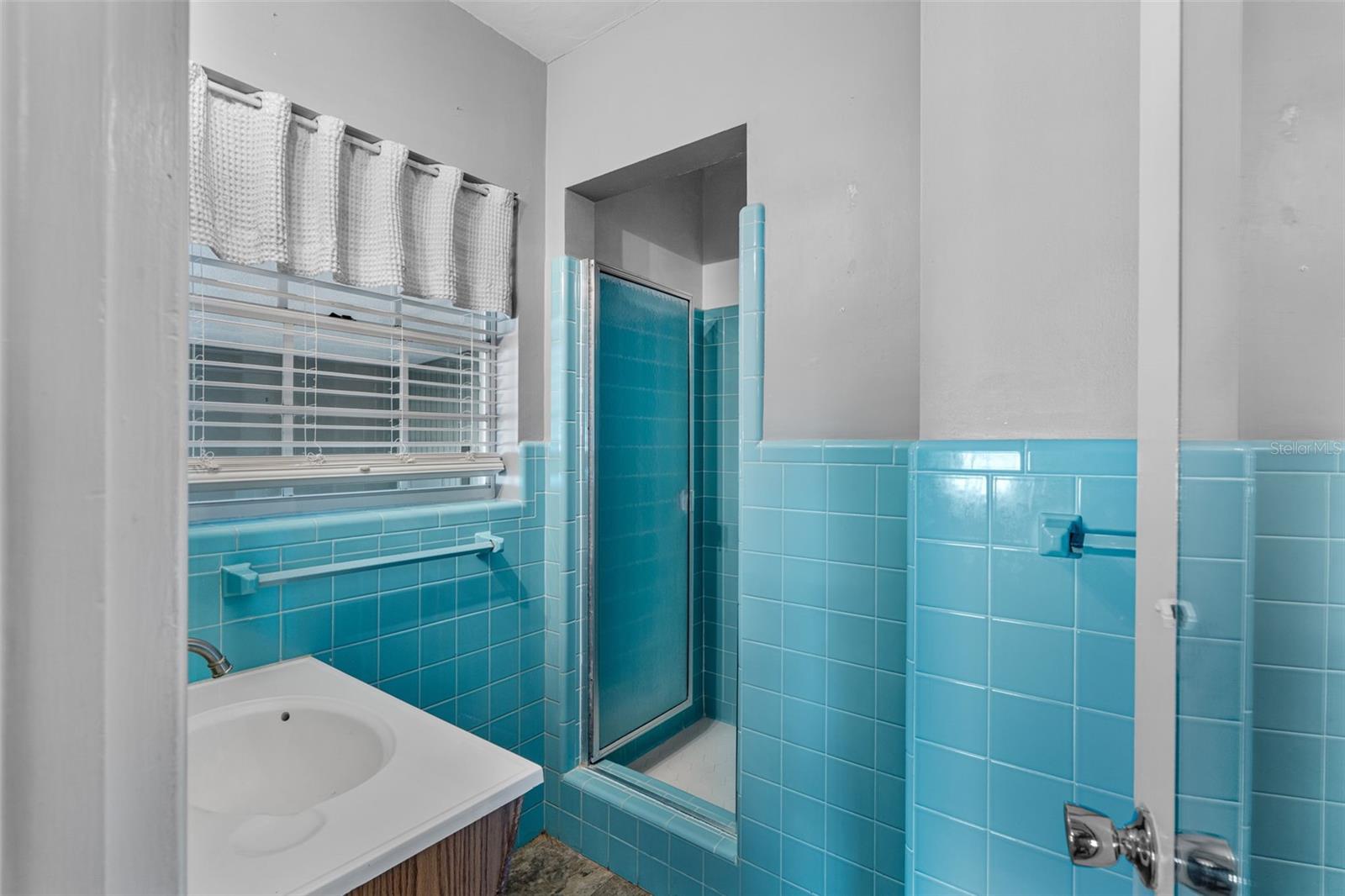 PERSHING TERRACE - Residential