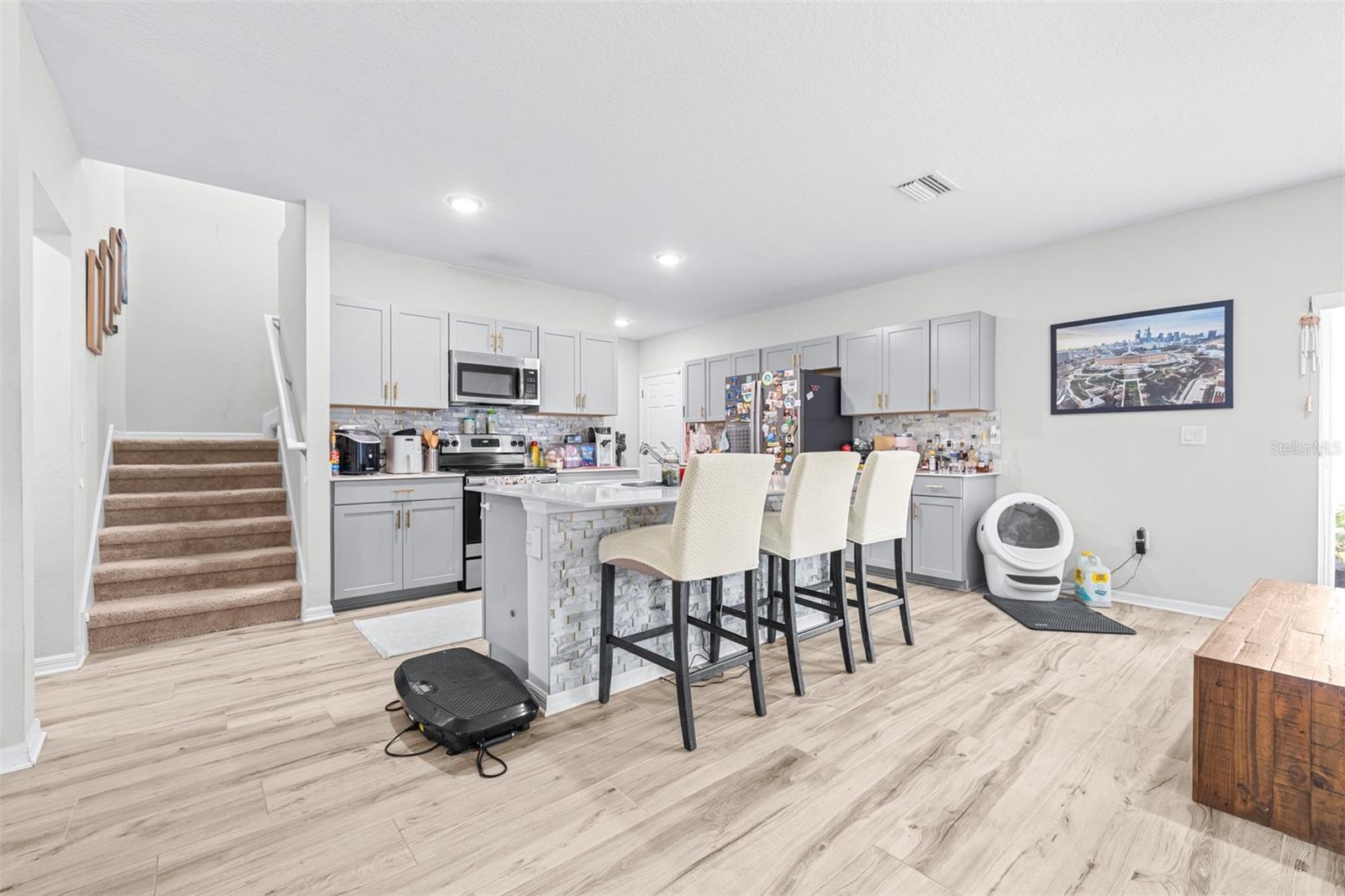 TRIPLE CREEK PHASE 4 VILLAGE I - Residential Lease