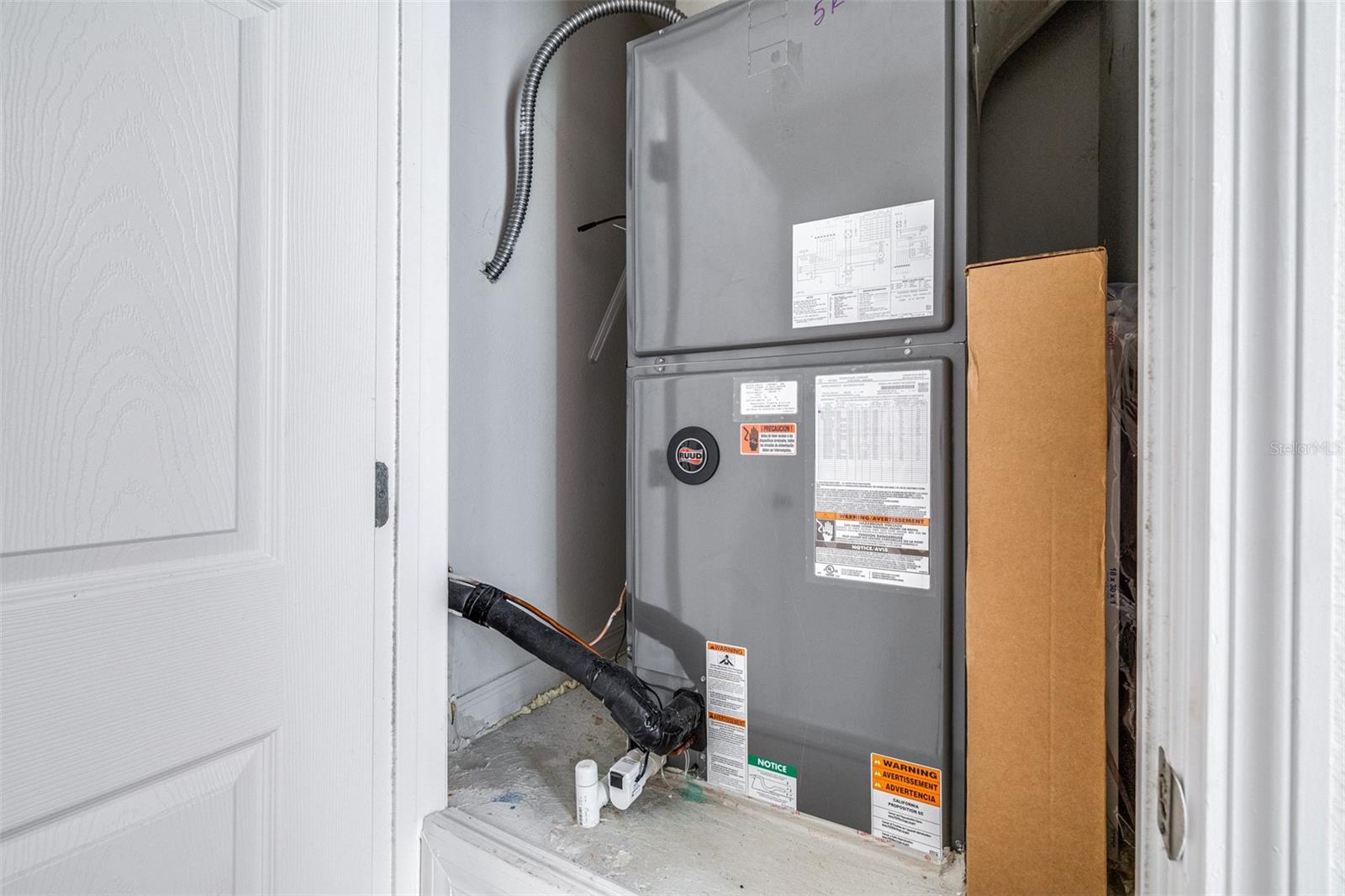 TRIPLE CREEK PHASE 4 VILLAGE I - Residential Lease