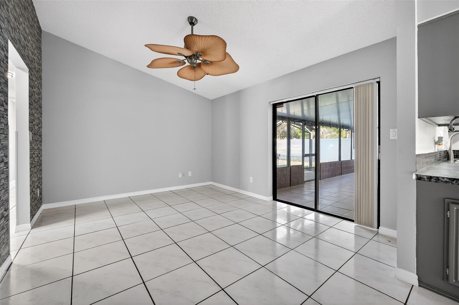 PARK MANOR ESTATES - Residential