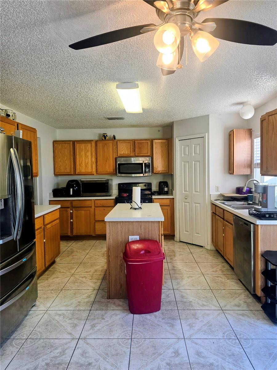 SPRING HILL - Residential