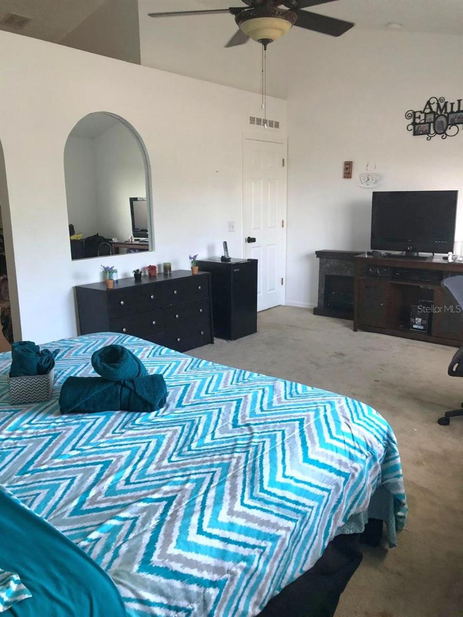 SPRING HILL - Residential