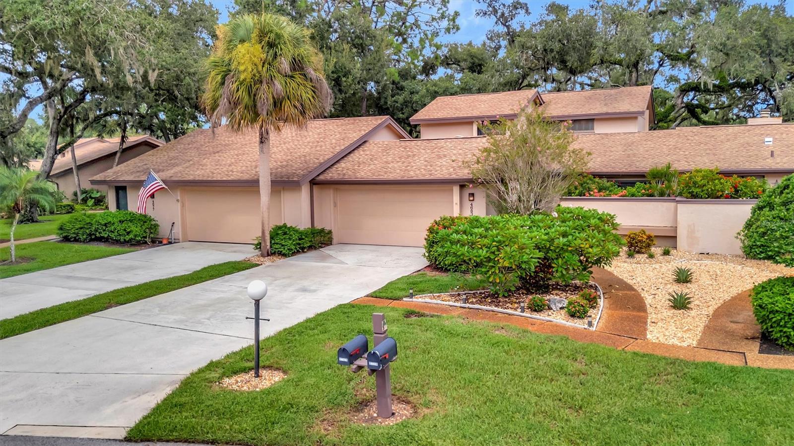 Welcome to your slice of paradise in the Hammocks Bent Tree gated community, a charming Sarasota community surrounded by lush Florida greenery. This FURNISHED well-maintained 3-bedroom, 2-bath 2 car garage townhome offers an inviting open layout with vaulted ceilings, abundant natural light, and a seamless flow between living spaces. The kitchen features plenty of cabinet storage and overlooks the spacious living/dining area, making it perfect for entertaining. Step outside to your private screened lanai and enjoy the tranquil views of the landscaped grounds.
The primary suite boasts a walk-in closet and en-suite bath, while the split-bedroom design ensures privacy for guests. Additional highlights include in-unit laundry, covered parking, and low-maintenance living.
Oak Hollow residents enjoy a sparkling community pool, clubhouse, and beautifully landscaped common areas. Ideally located just minutes from I-75, shopping, dining, golf courses, and Sarasota's world-renowned beaches, this home offers both comfort and convenience.
Whether you're seeking a year-round residence or a seasonal retreat, this townhome is the perfect opportunity to enjoy the Florida lifestyle.