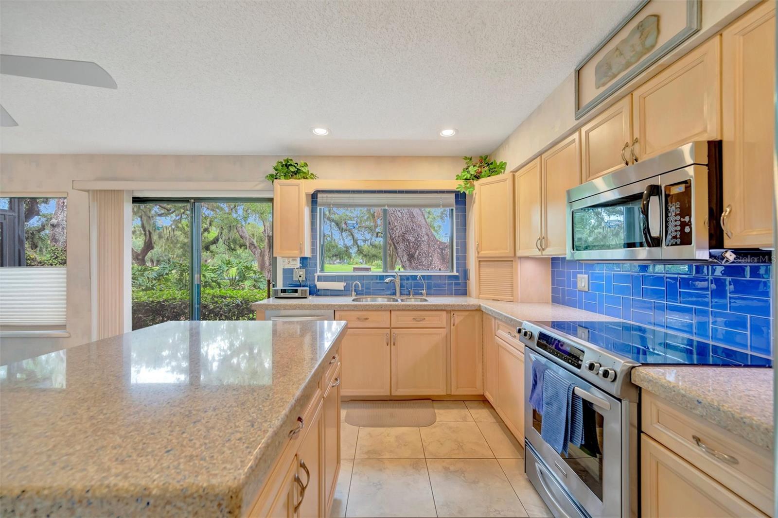 HAMMOCKS - Residential