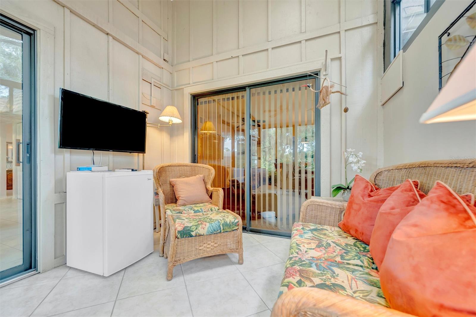 HAMMOCKS - Residential