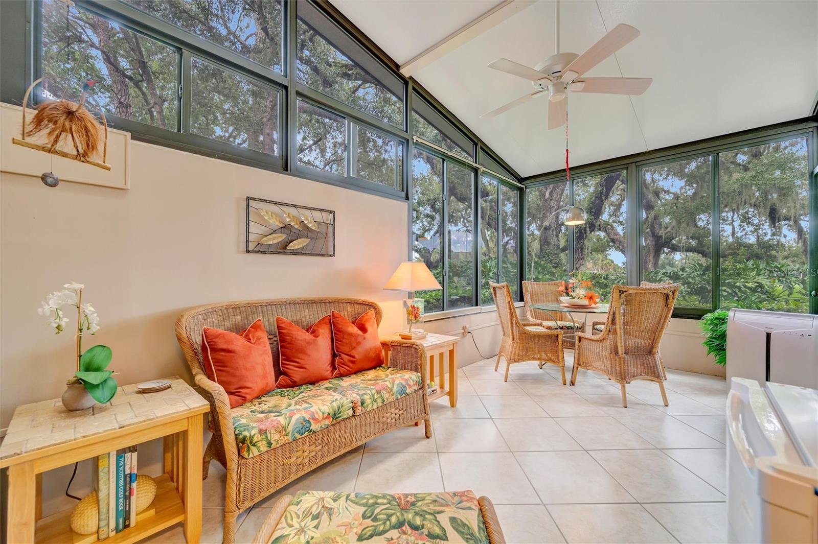 HAMMOCKS - Residential