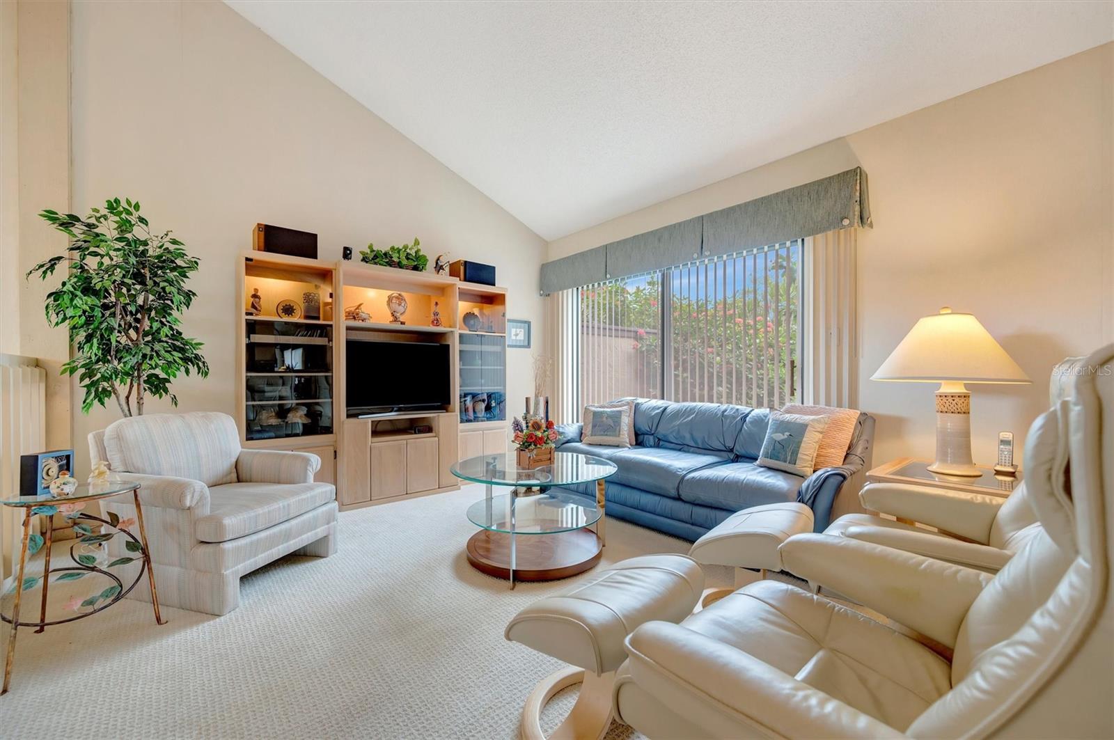 HAMMOCKS - Residential