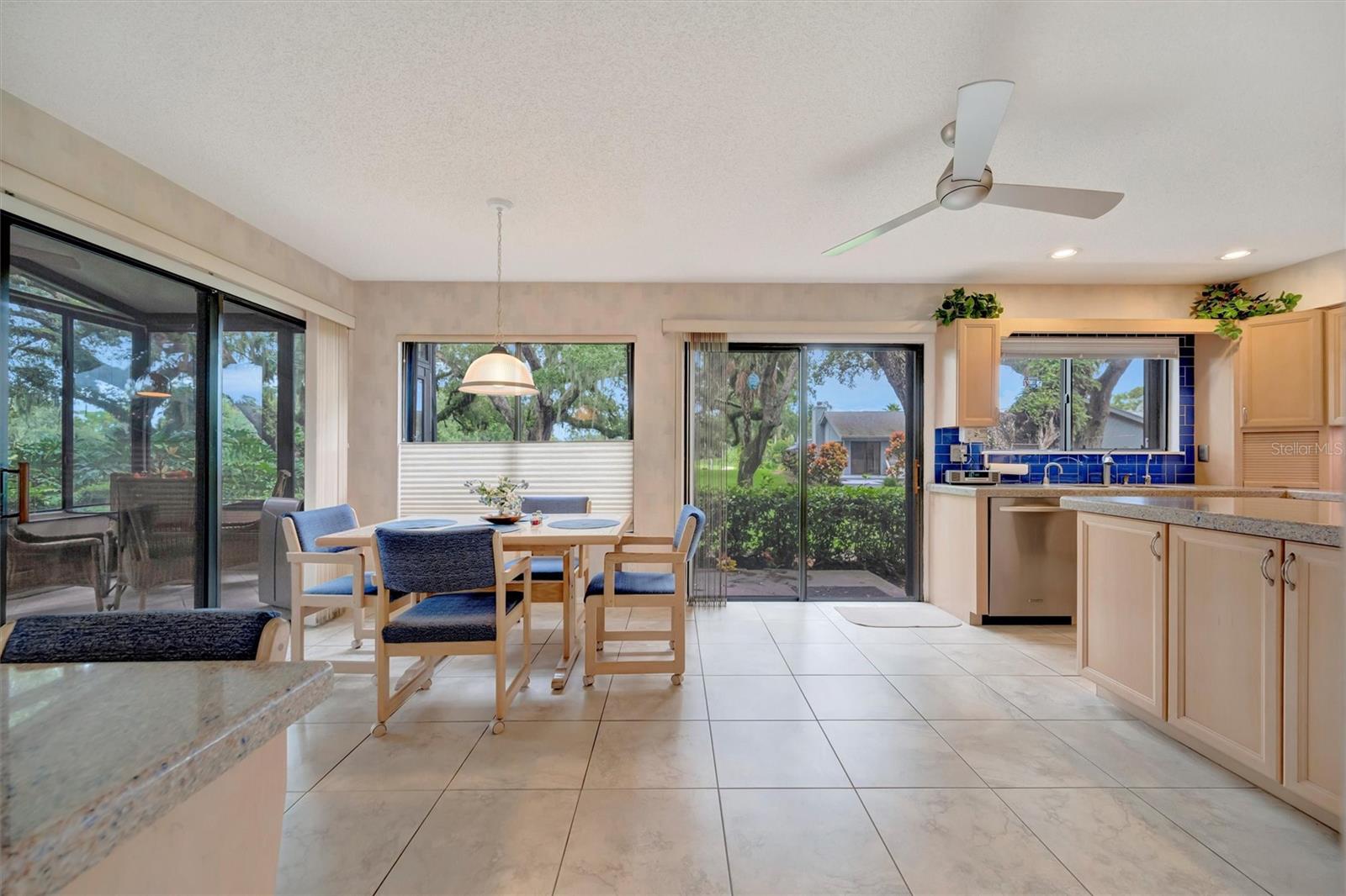 HAMMOCKS - Residential