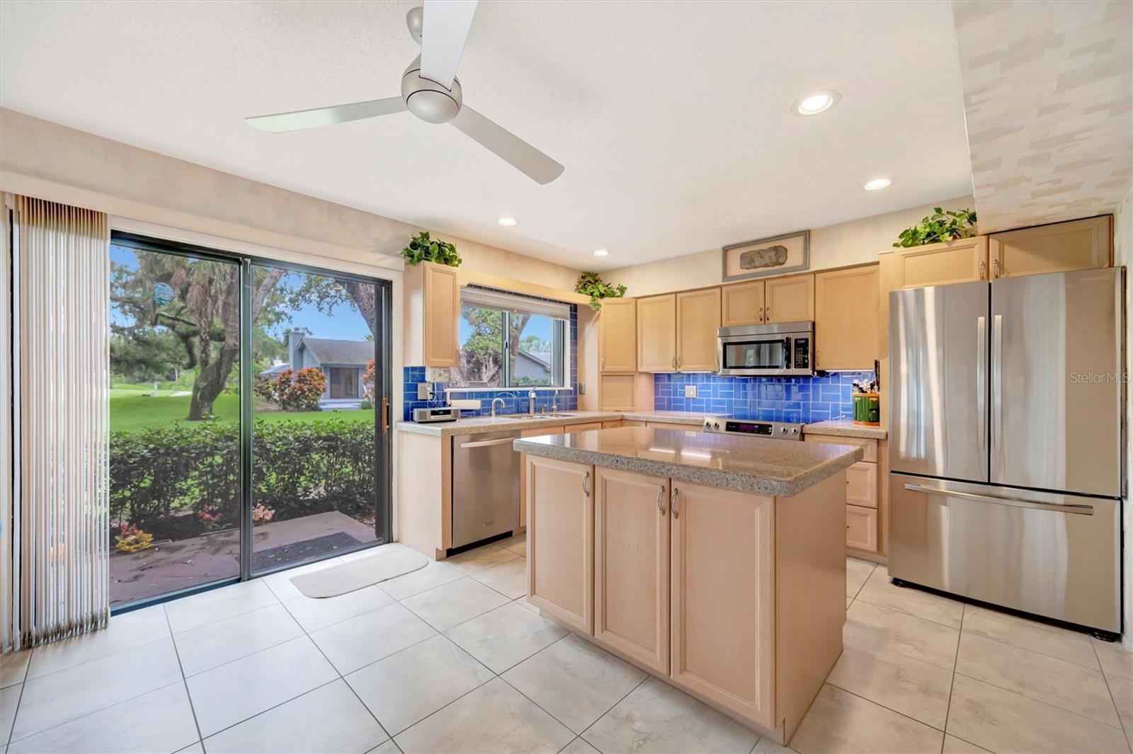 HAMMOCKS - Residential